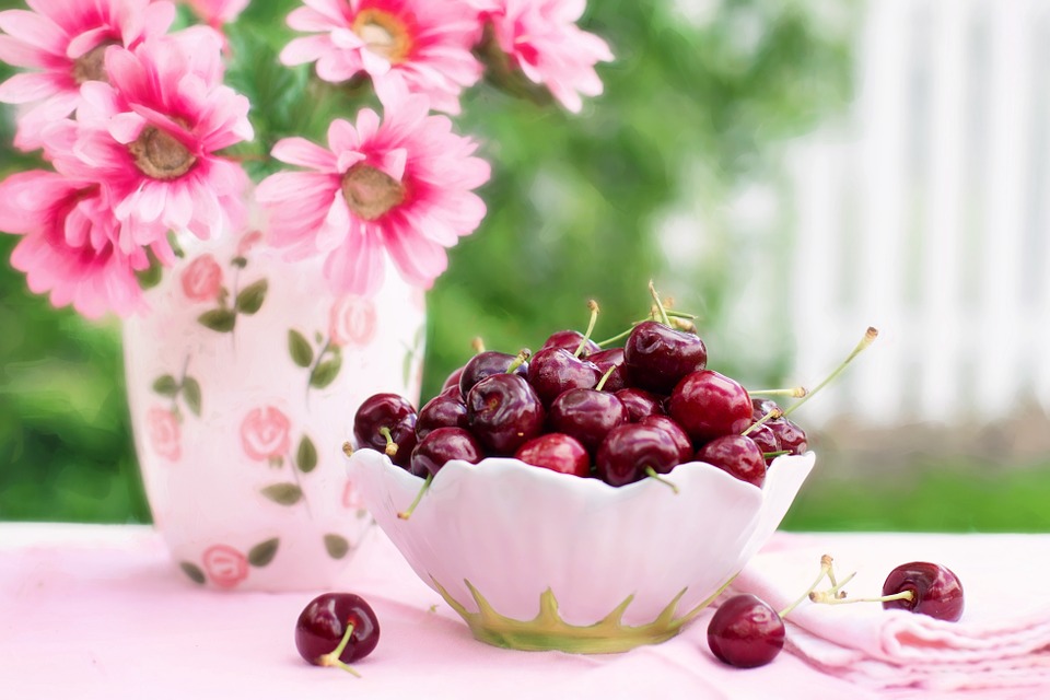 cherries-in-a-bowl-773021_960_720