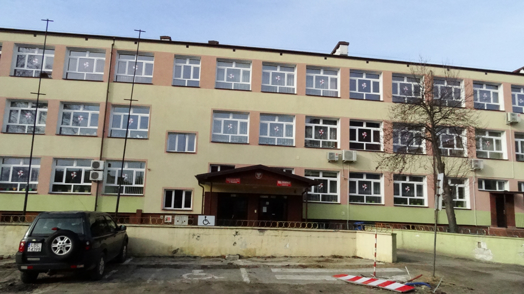 Szkoła Podstawowa Nr 3 z Oddz. Integracyjnymi w Biłgoraju (1)