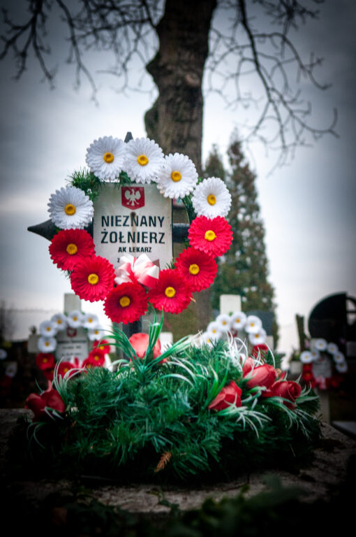 Amelia_Kasprzyk, Grób Nieznanego Żołnierza AK, Cmentarz w Biłgoraju przy ul. Lubelskiej